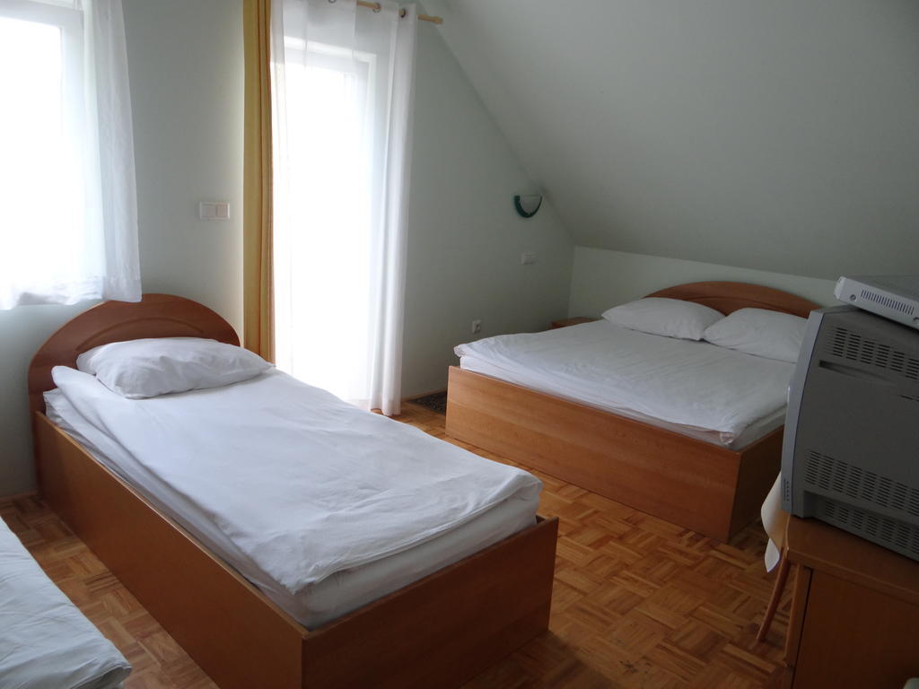Rooms Hochkraut Celje Room photo