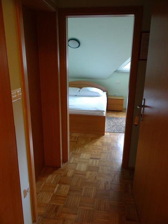 Rooms Hochkraut Celje Exterior photo
